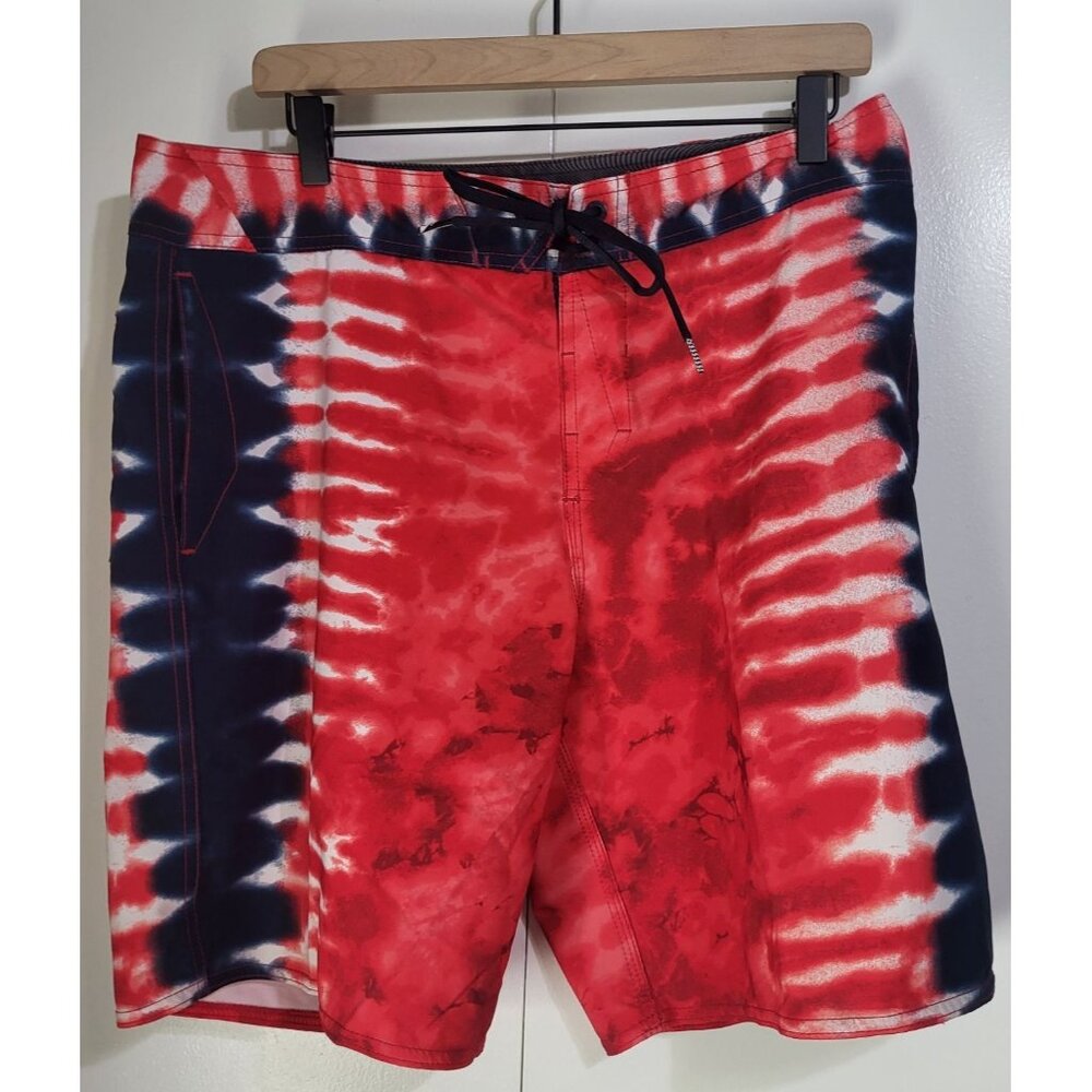 Volcom Mens SZ 33 Mod-Tech Quatro De Julio Red White Blue Tie Dye Swim Trunks - Picture 1 of 8
